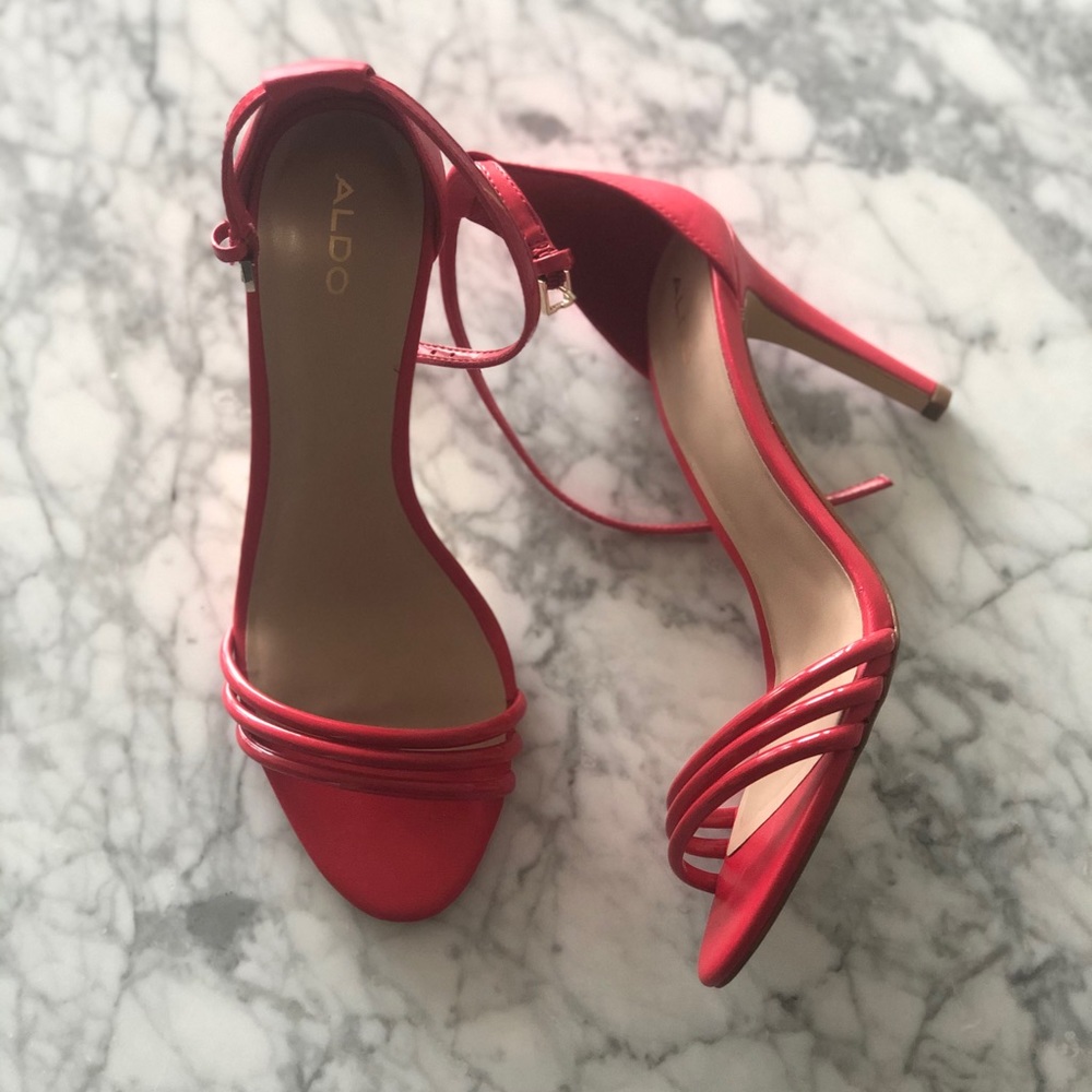 Aldo red strappy heels— great condition